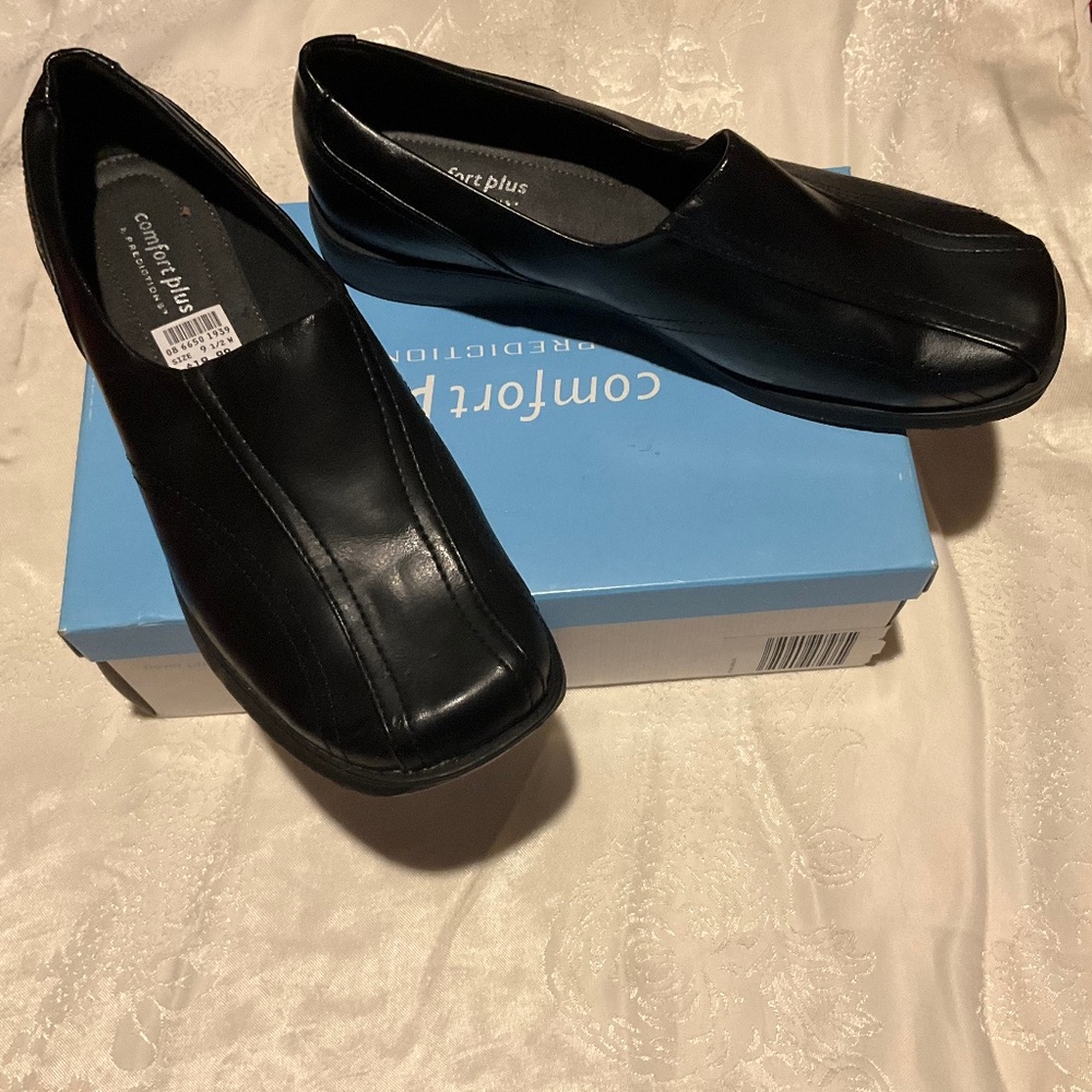 Women’s Payless Comfort Plus by Predictions Black Slip-on Shoes Black Size 9.5W